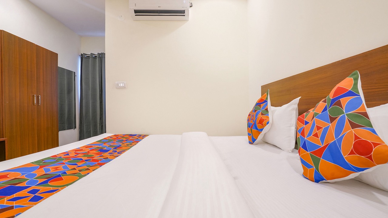 Photo of Bedroom in Ameerpet