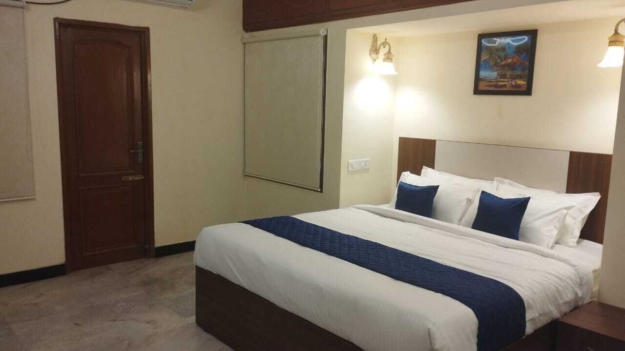 Photo of Bedroom in Parthasarathy Puram