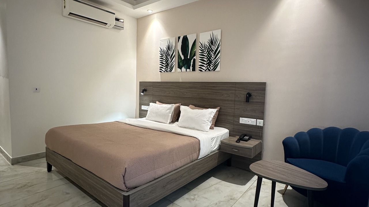 Photo of Bedroom in Sector 26A