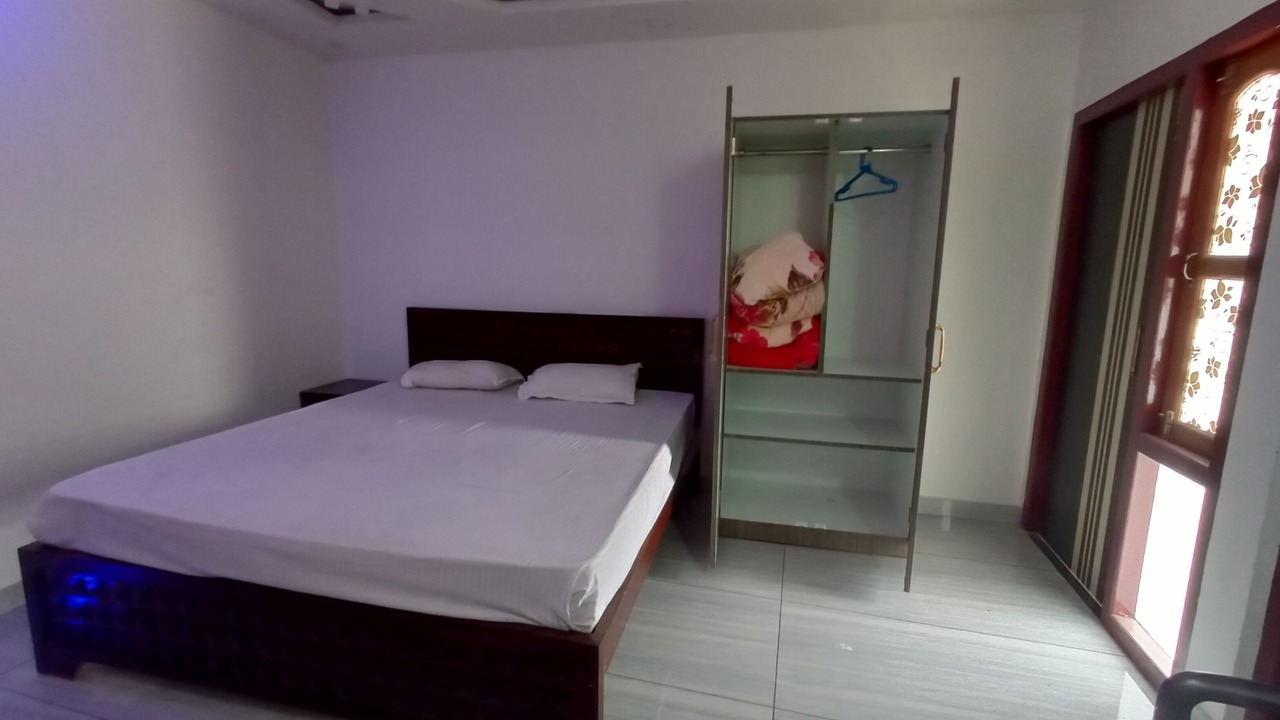 Photo of Bedroom in Gauripur