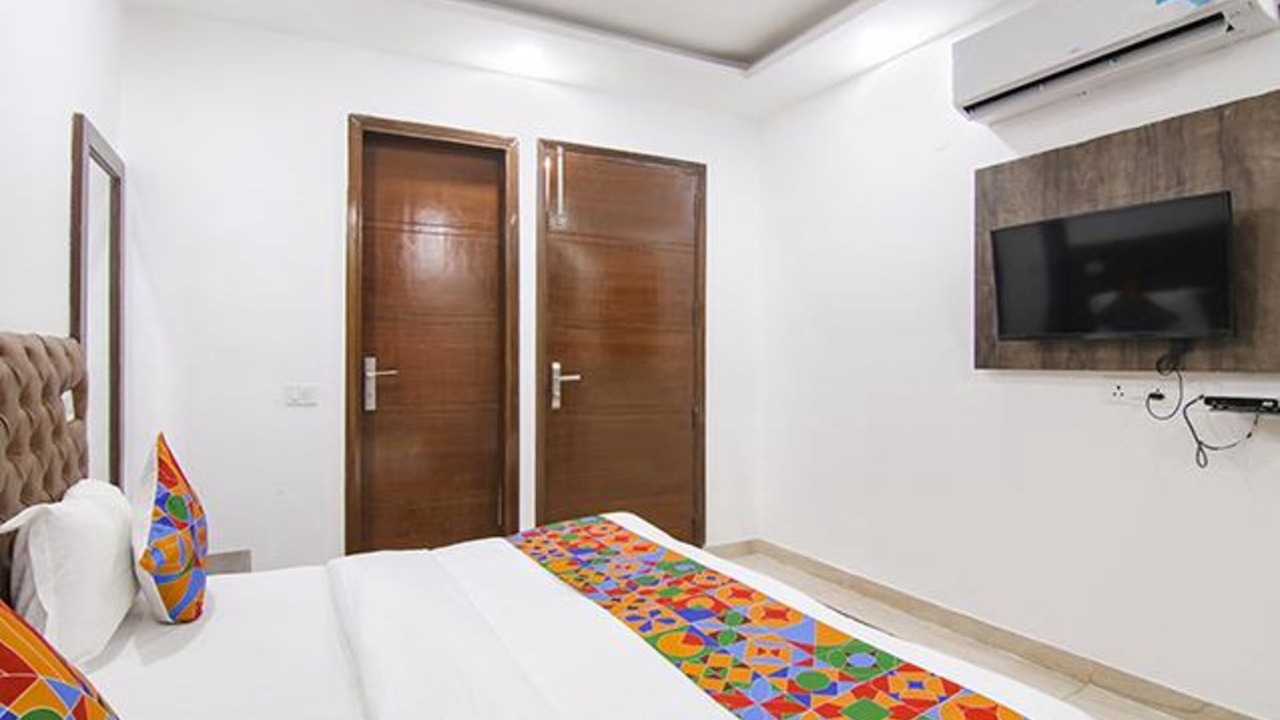 Photo of Bedroom in Chhatarpur