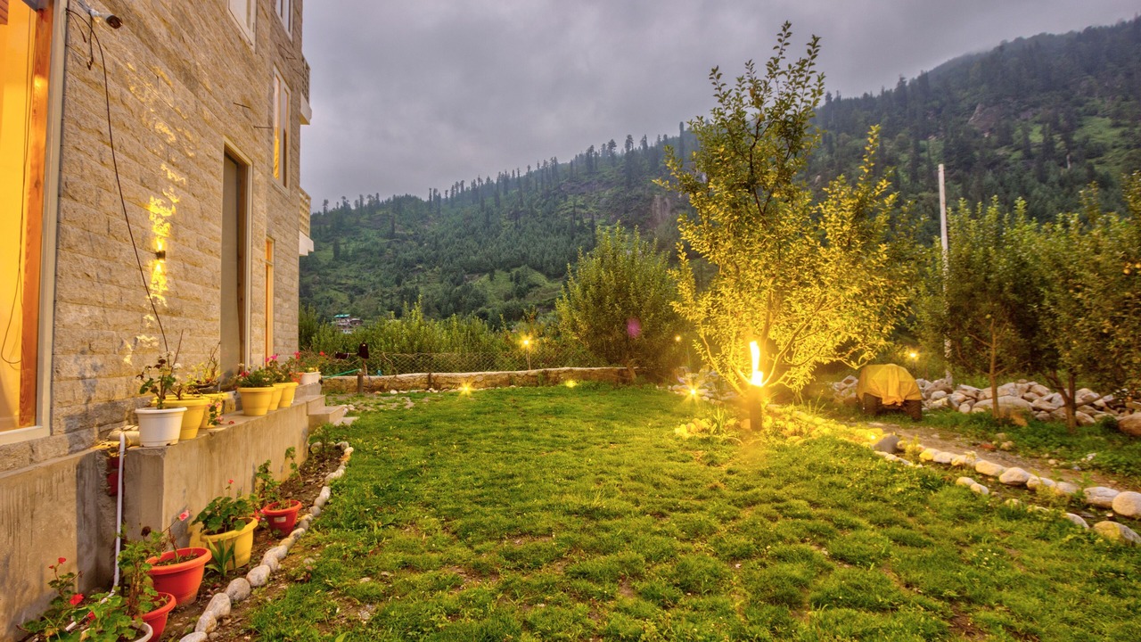 Photo of Outdoor in Burwa