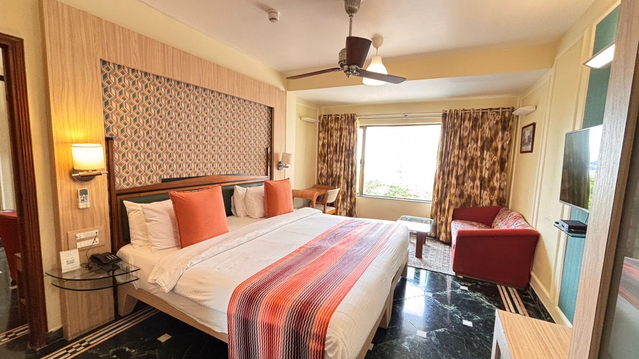 Photo of Bedroom in Prabhadevi
