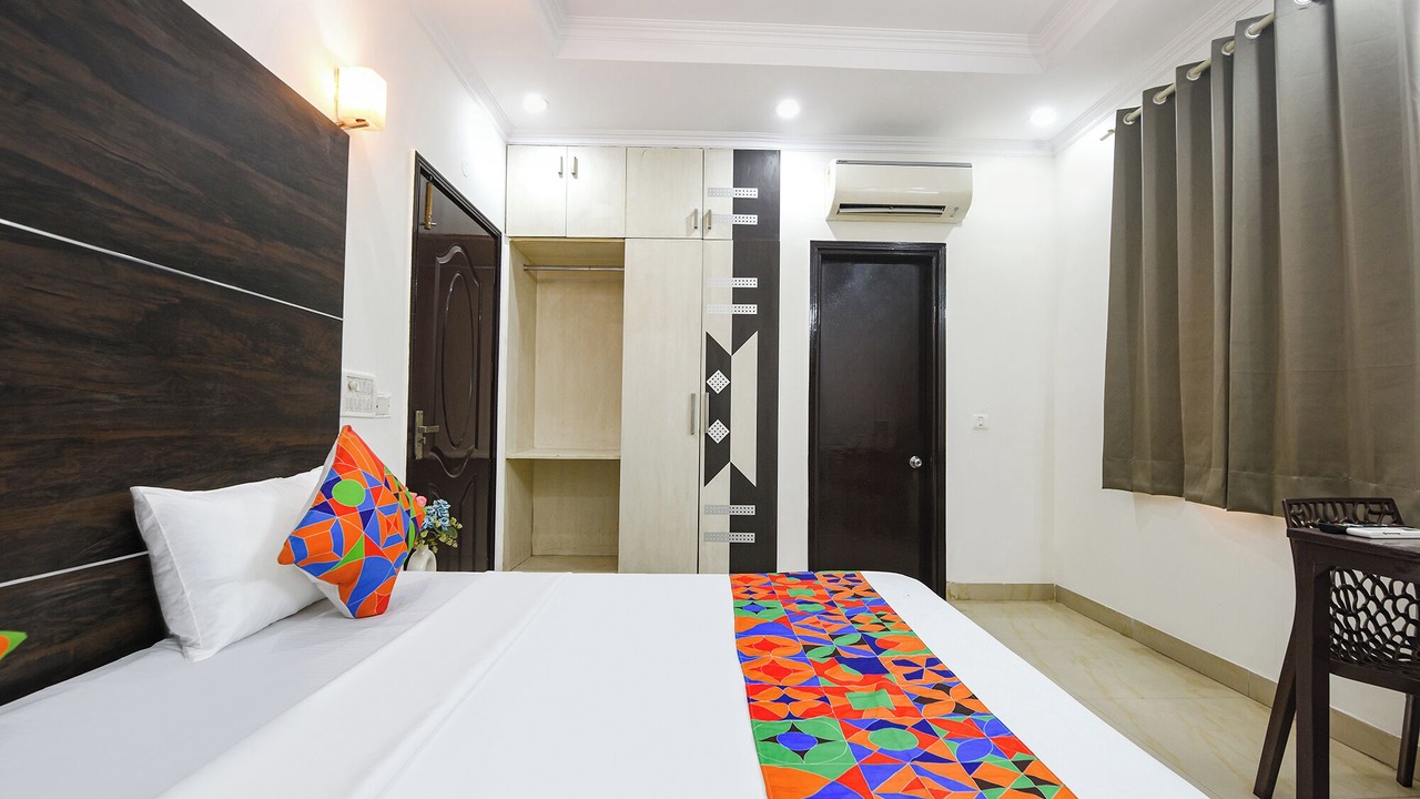 Photo of Bedroom in South City I