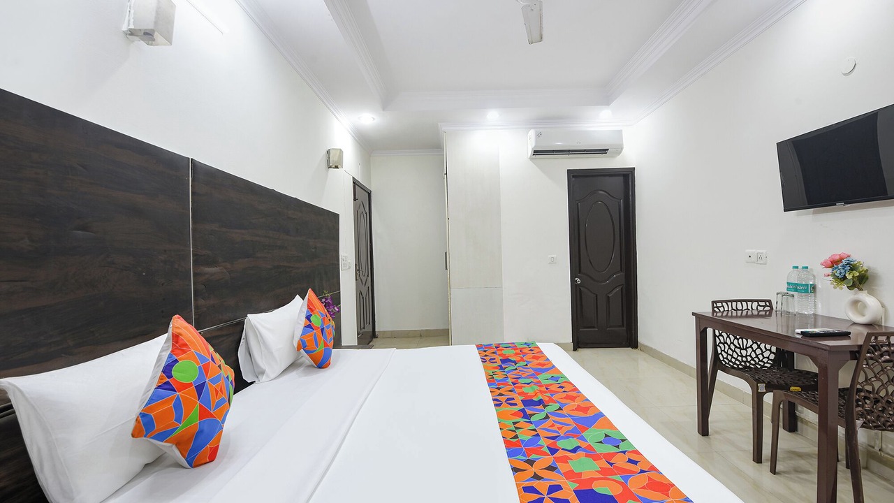 Photo of Bedroom in South City I