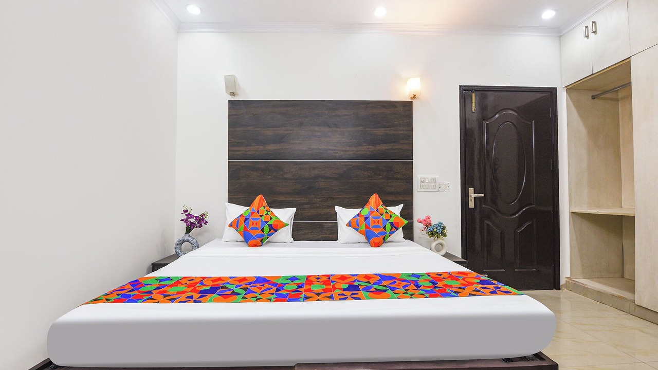 Photo of Bedroom in South City I