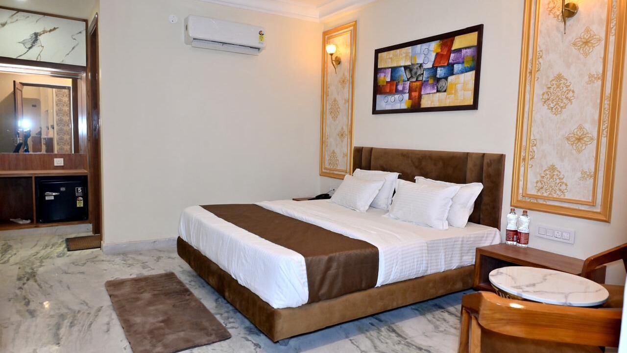 Photo of Bedroom in Sirsa