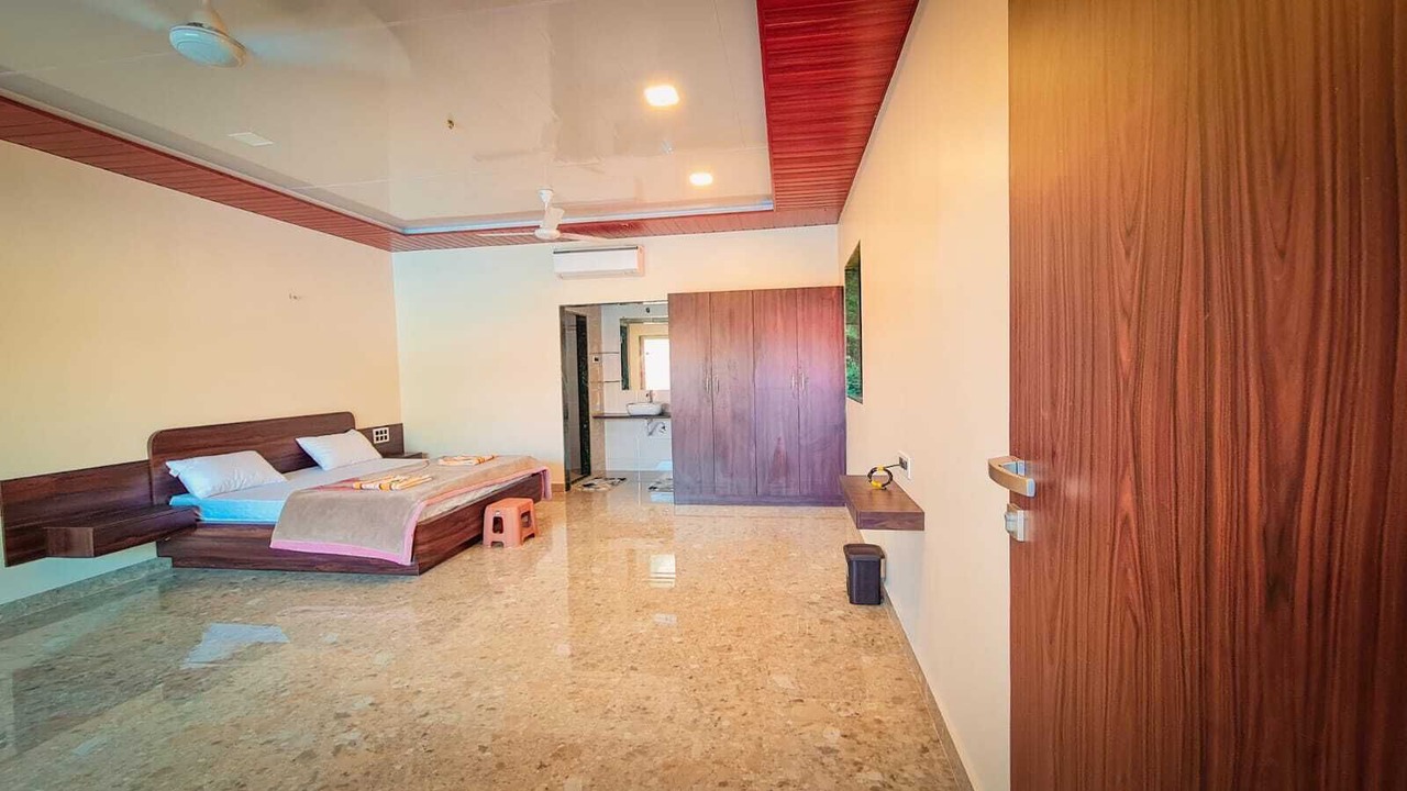 Photo of Bedroom in Amarnath