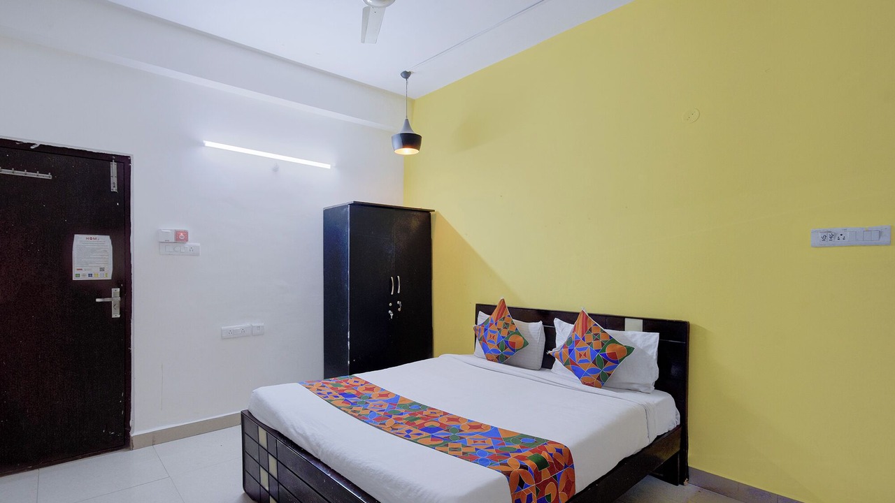 Photo of Bedroom in Kukatpalli