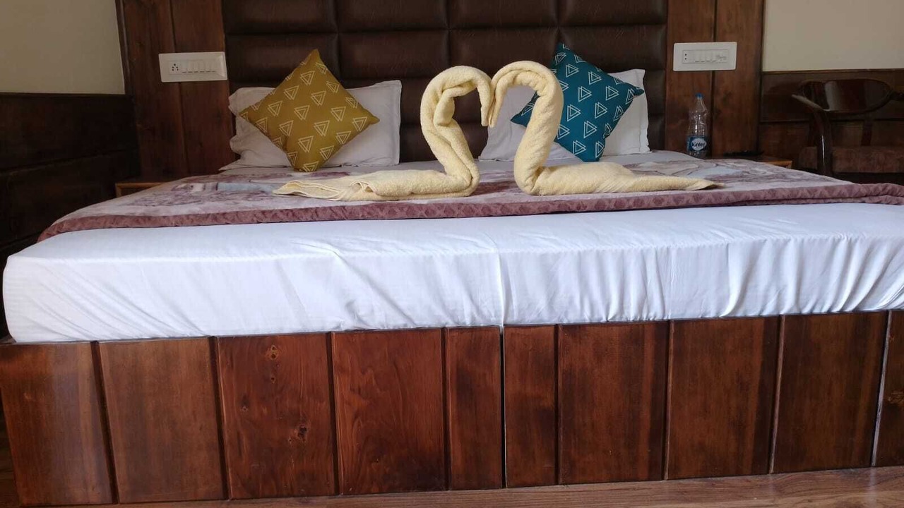 Photo of Bedroom in Bhuntar