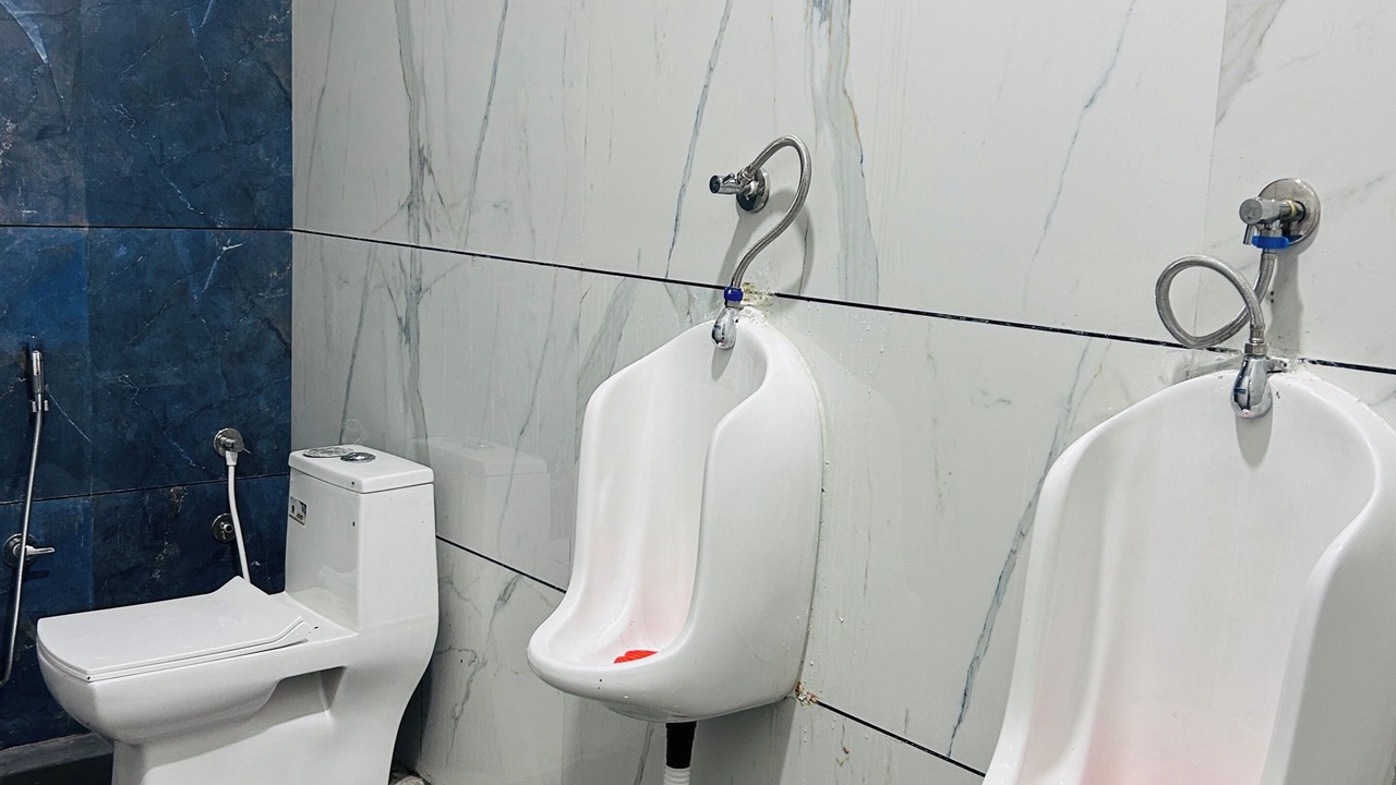 Photo of Bathroom in Harda
