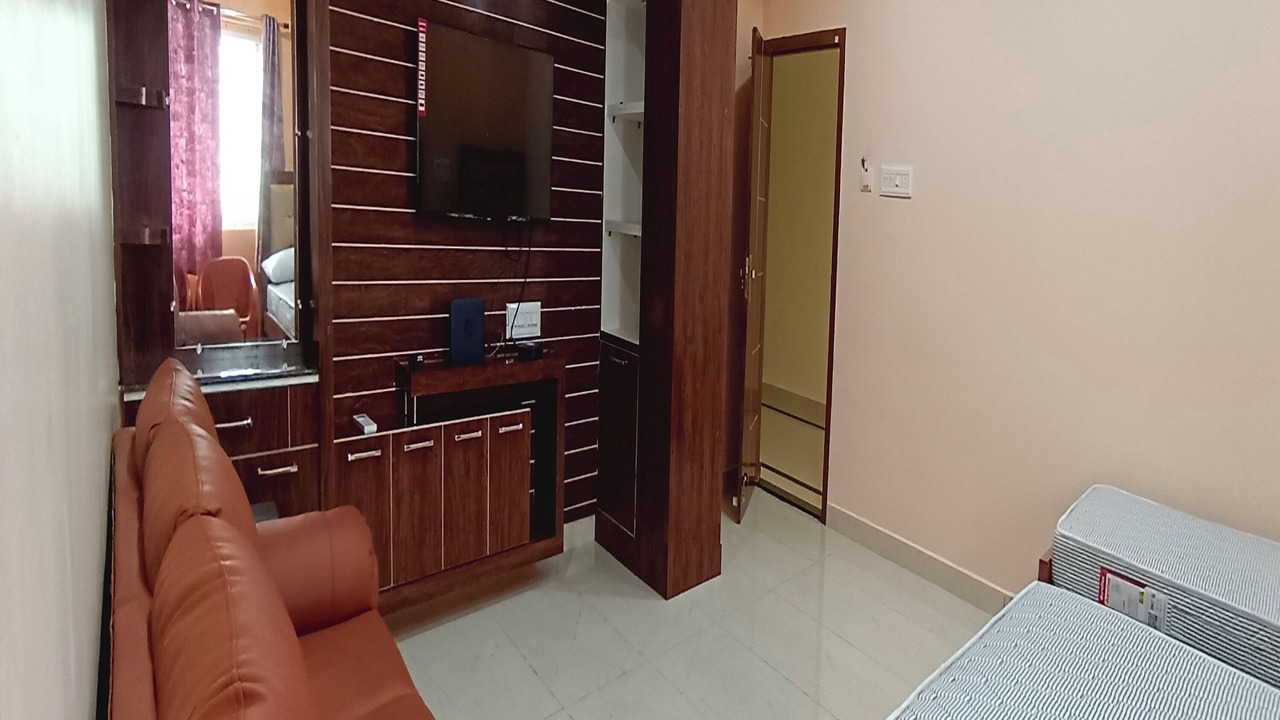 Photo of Bedroom in Koyambedu