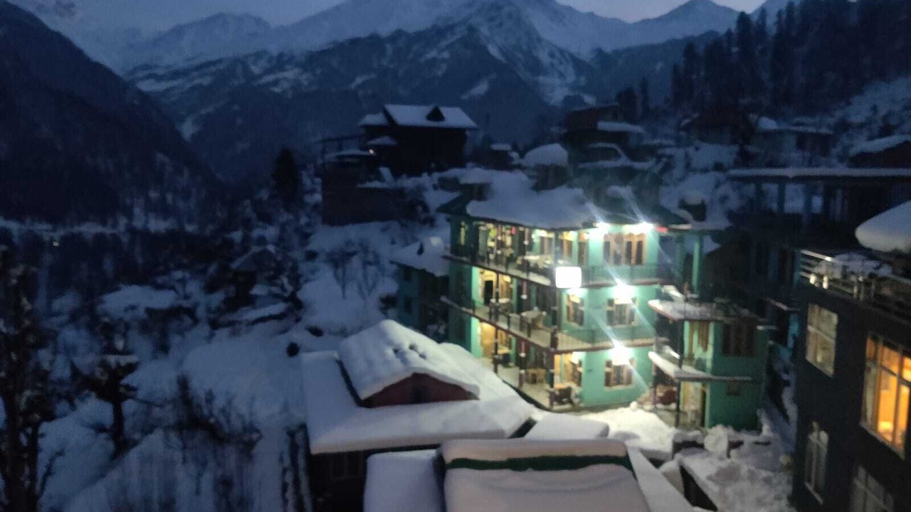 Photo of Outdoor in Tosh