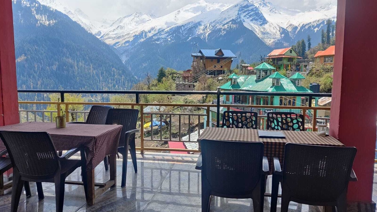 Photo of Outdoor in Tosh