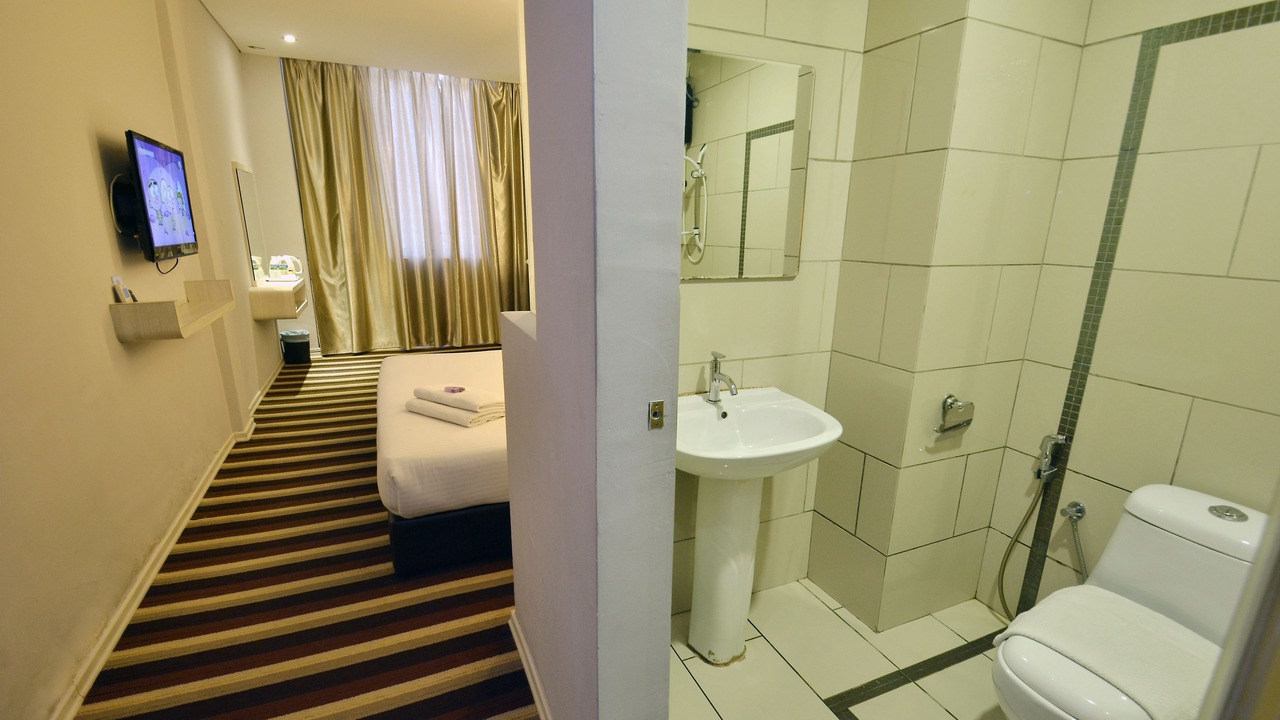 Photo of Bathroom in Kampung Gong Pauh