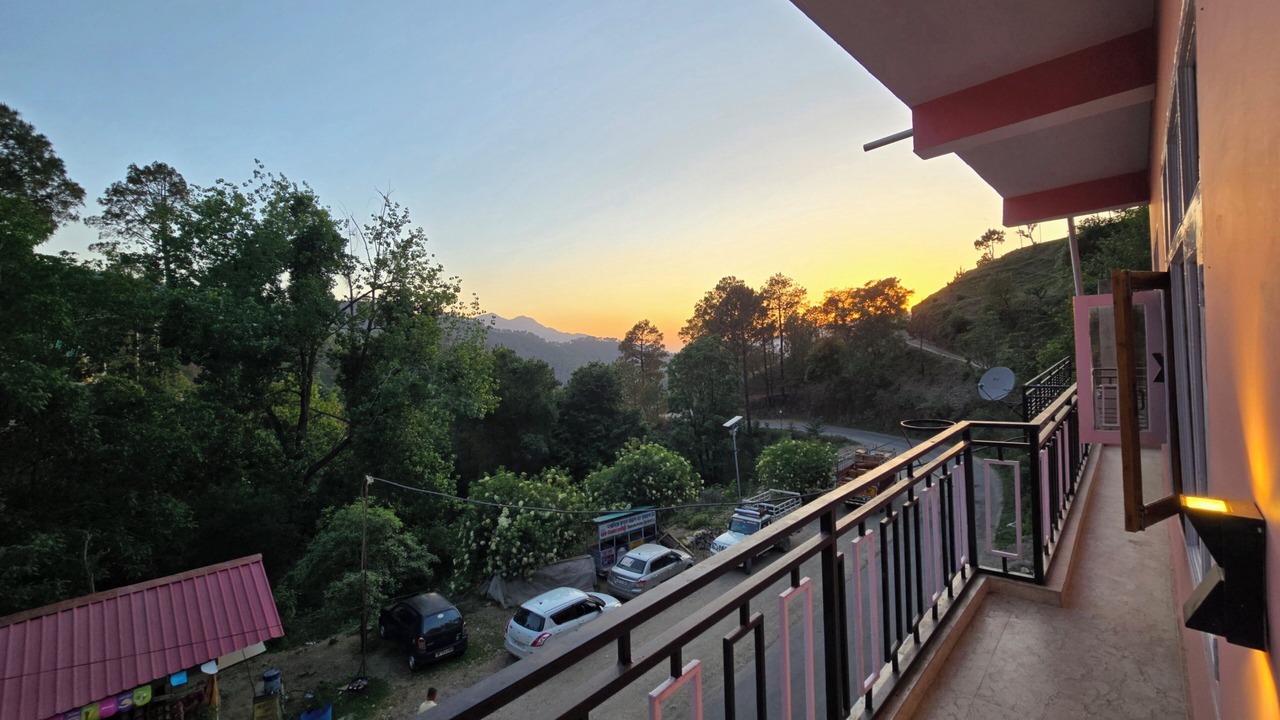 Photo of Bedroom in Chail