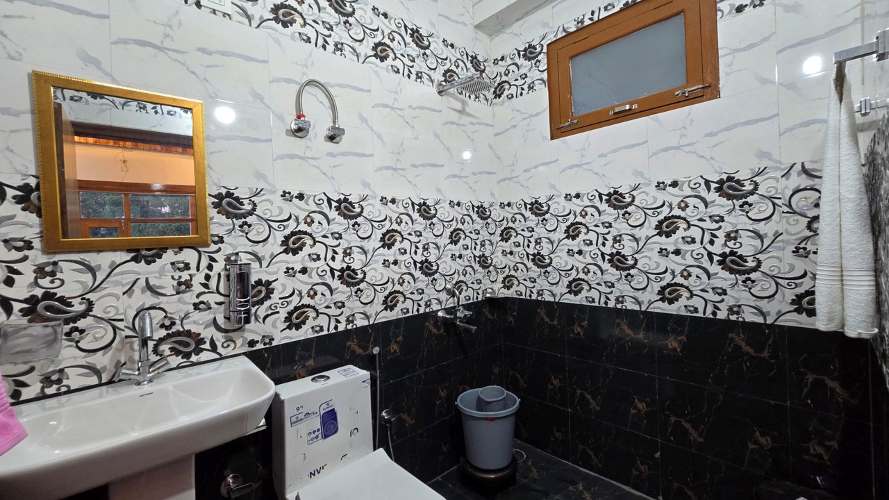 Photo of Bathroom in Chail
