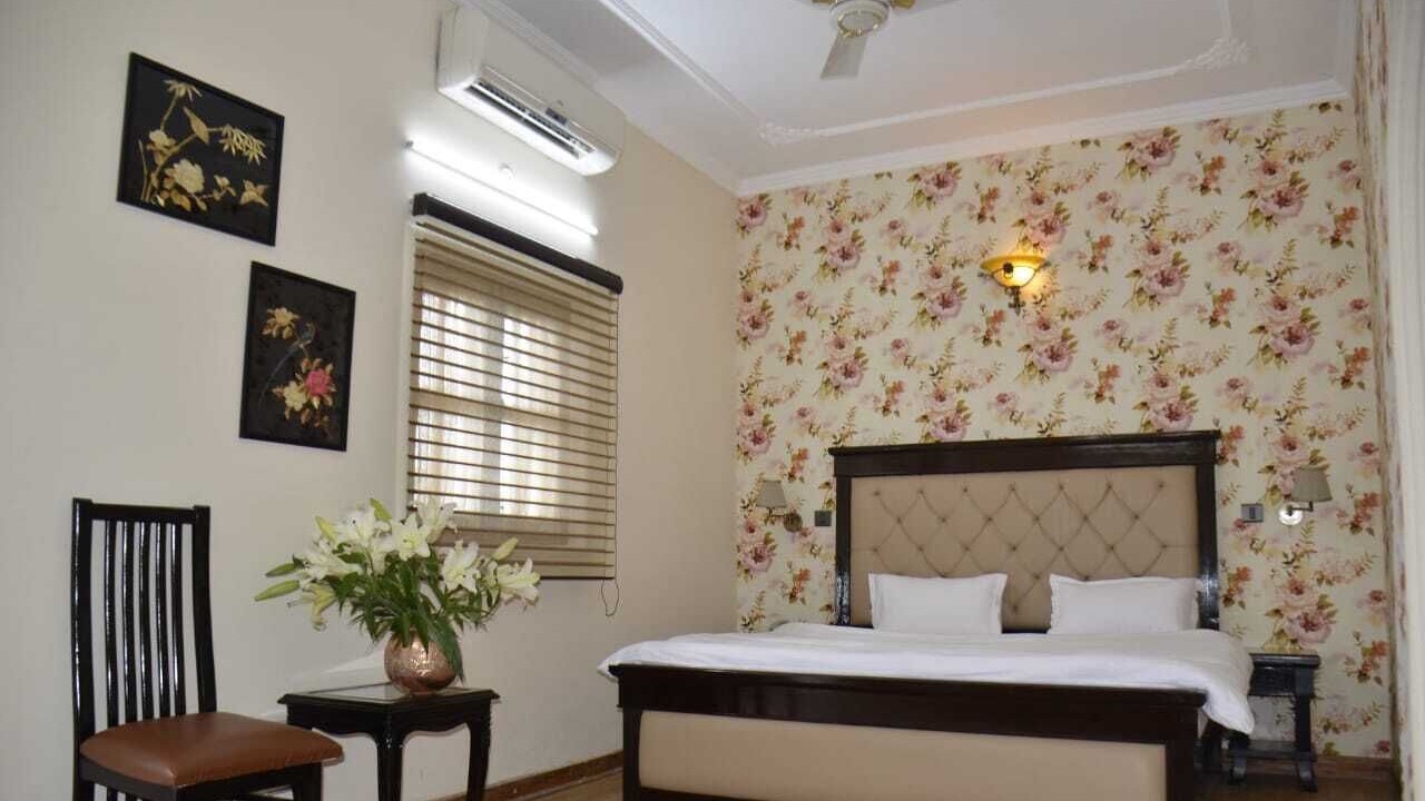 Photo of Bedroom in Solan