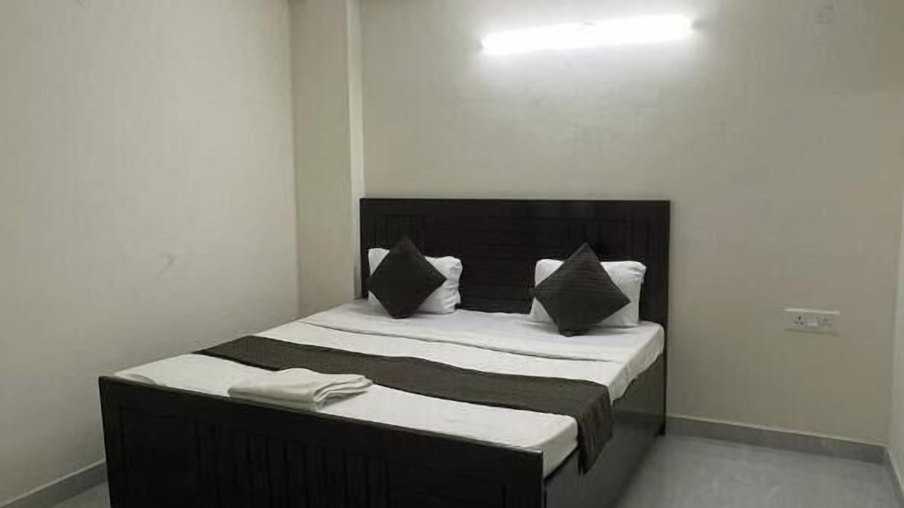 Photo of Bedroom in DLF Farms