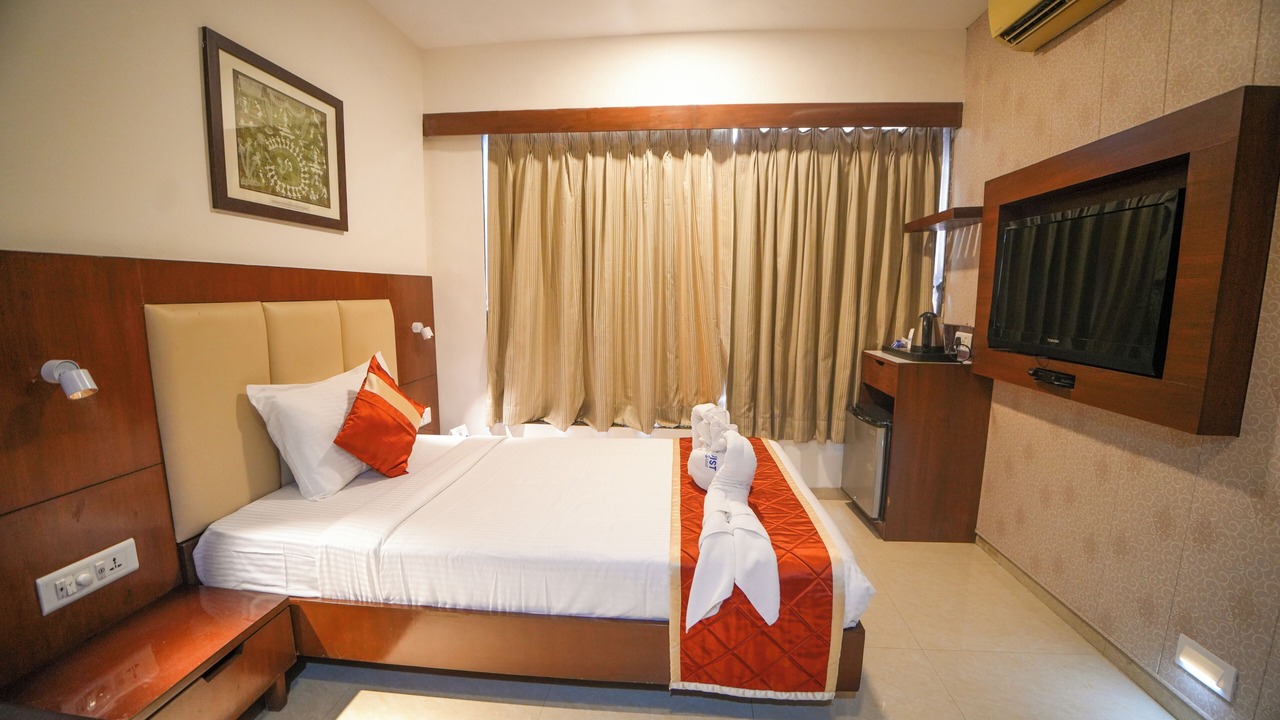 Photo of Bedroom in Jogeshwari East
