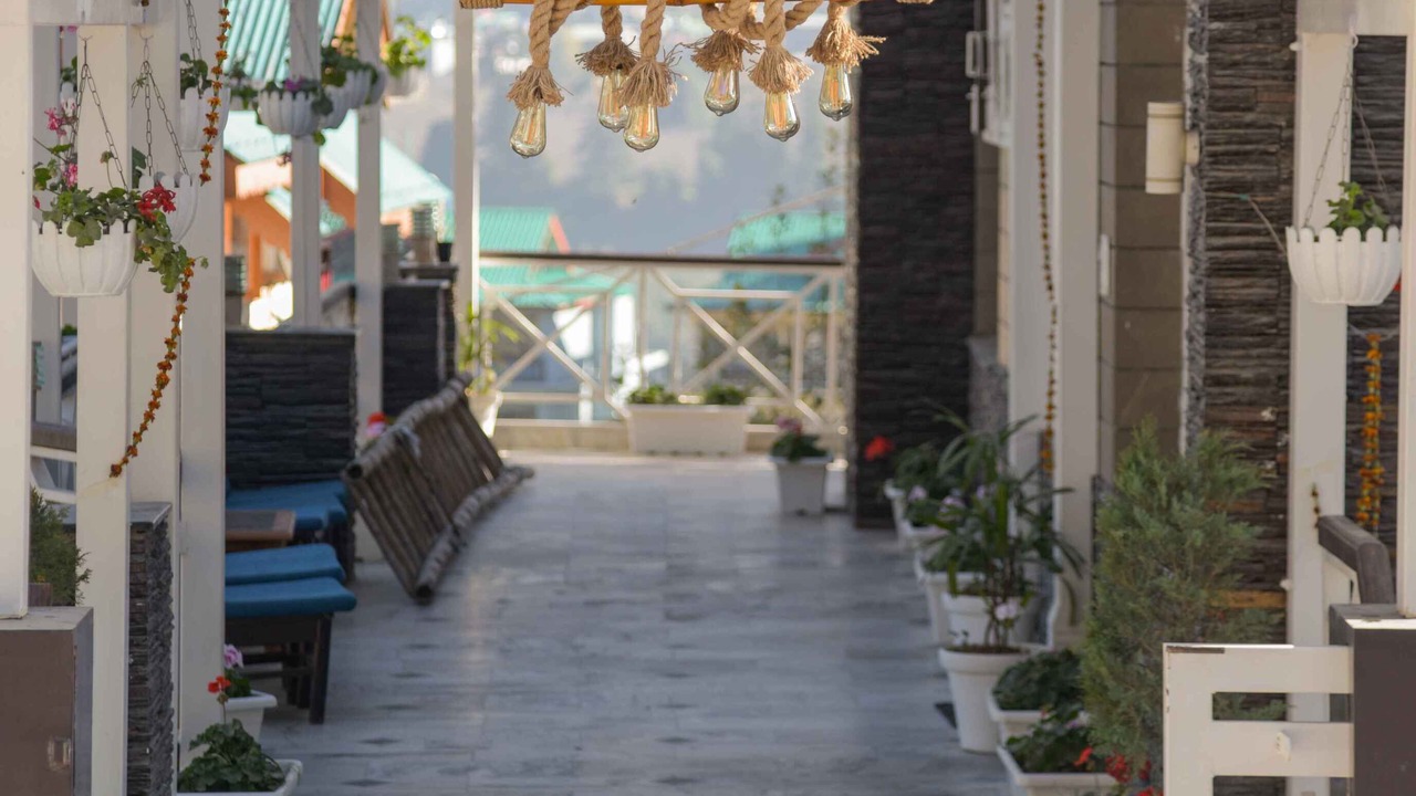 Photo of Patio Balcony in Simsa Village