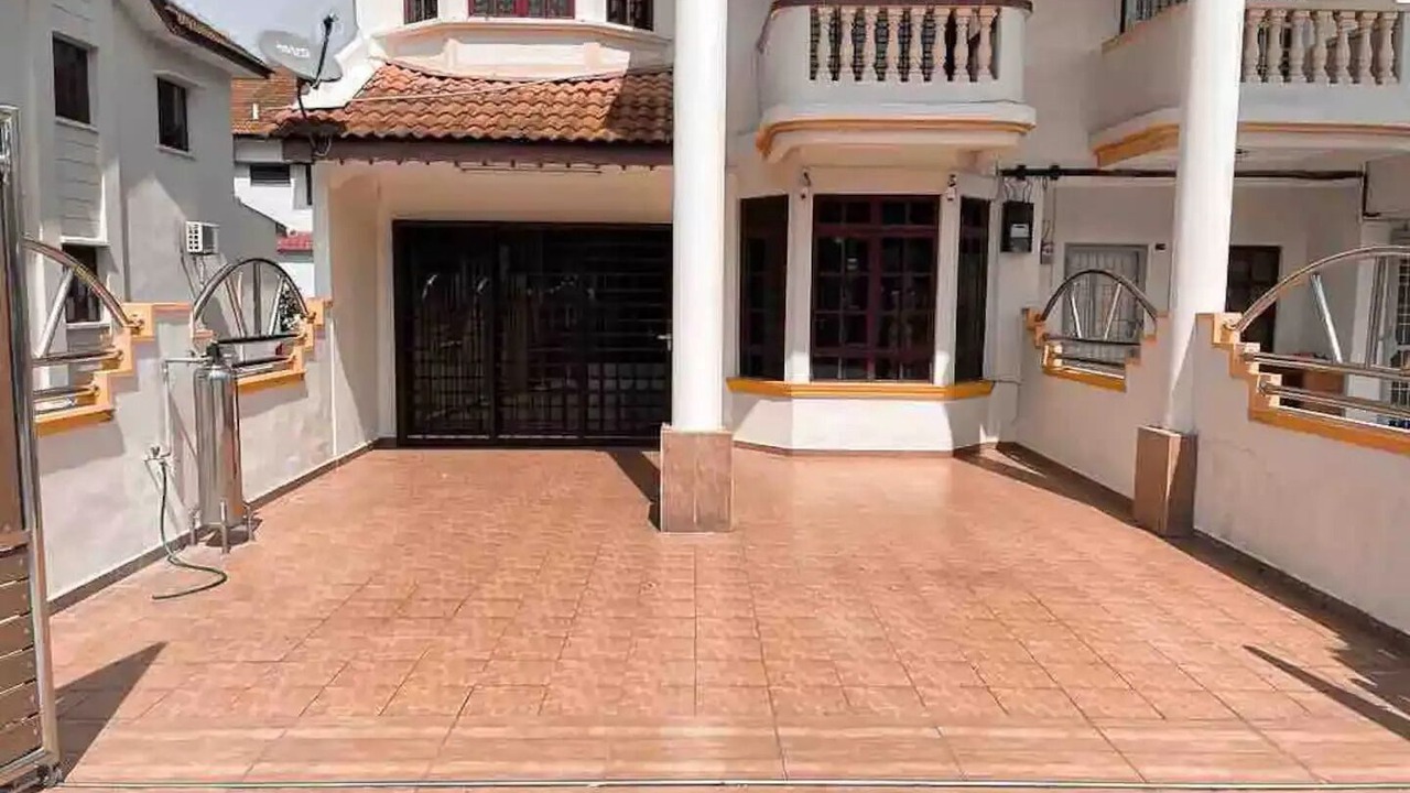Photo of Patio Balcony in Taman Kota Laksamana