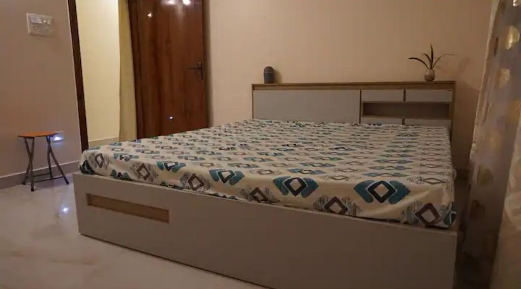 Photo of Bedroom in Sualkuchi