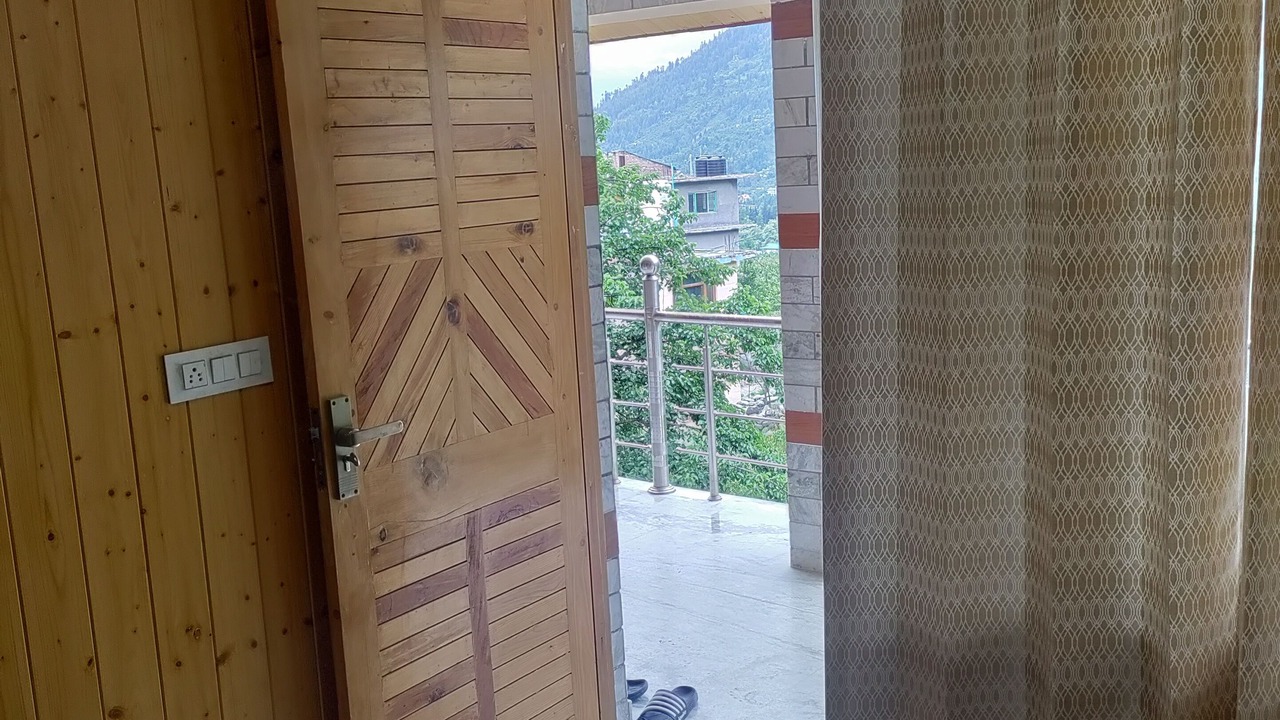 Photo of Others in New Manali