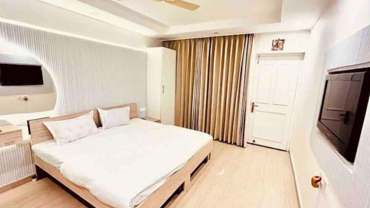 Photo of Bedroom in Sainik Farm