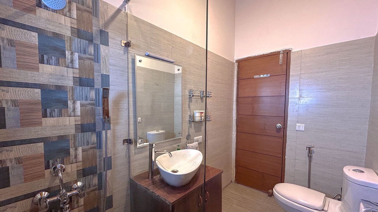 Photo of Bathroom in Suwakholi