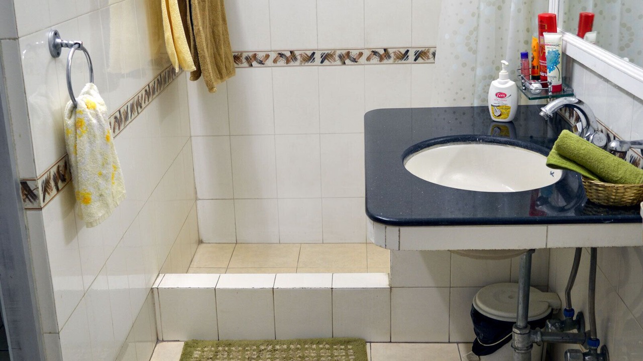 Photo of Bathroom in Adarsh Nagar