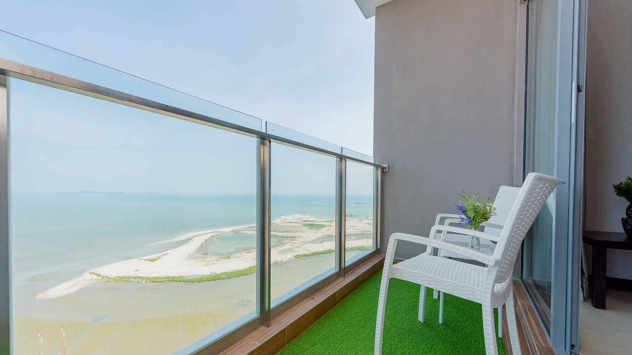 Photo of Patio Balcony in Taman Melaka Raya