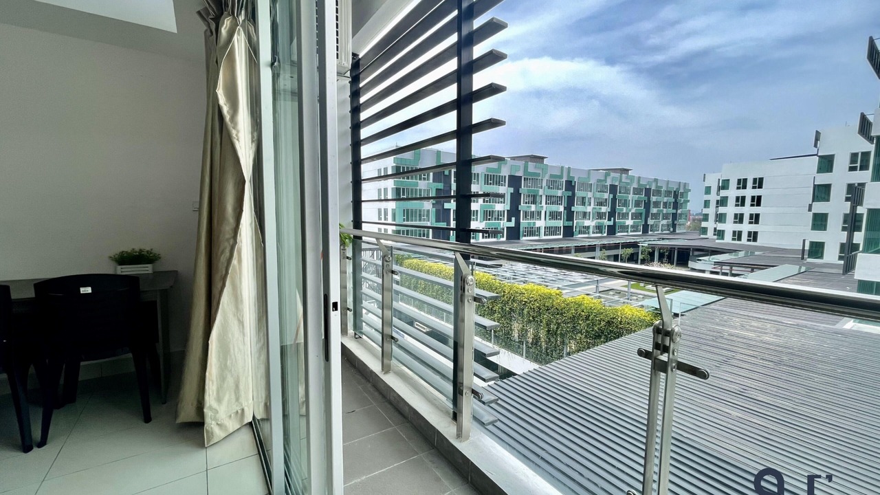 Photo of Patio Balcony in Tanjung Aru