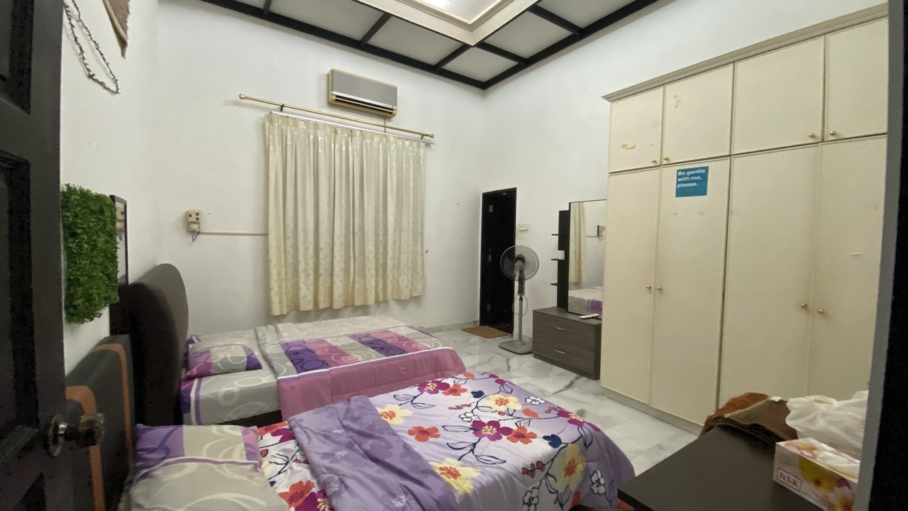 Photo of Bedroom in Kampung Lepok