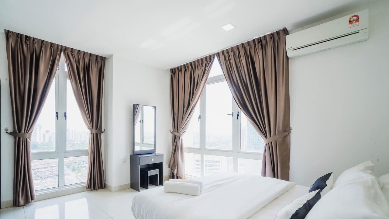 Photo of Bedroom in Taman Century