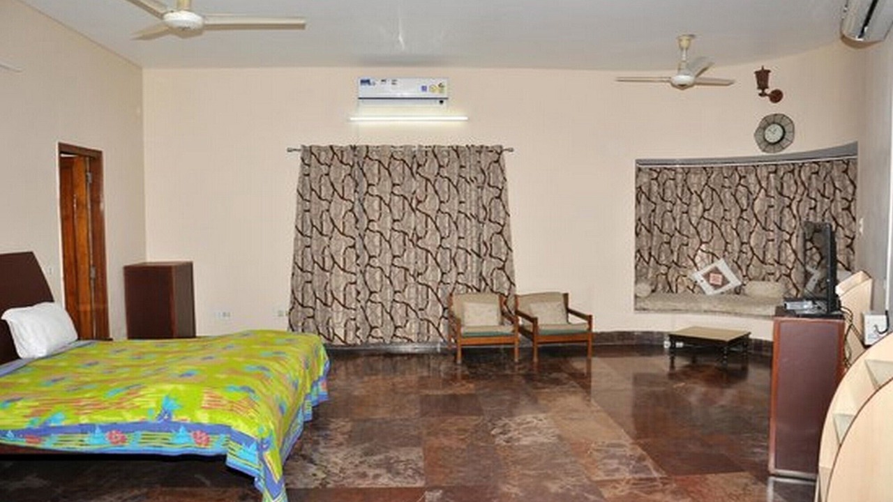Photo of Bedroom in Adarsh Nagar