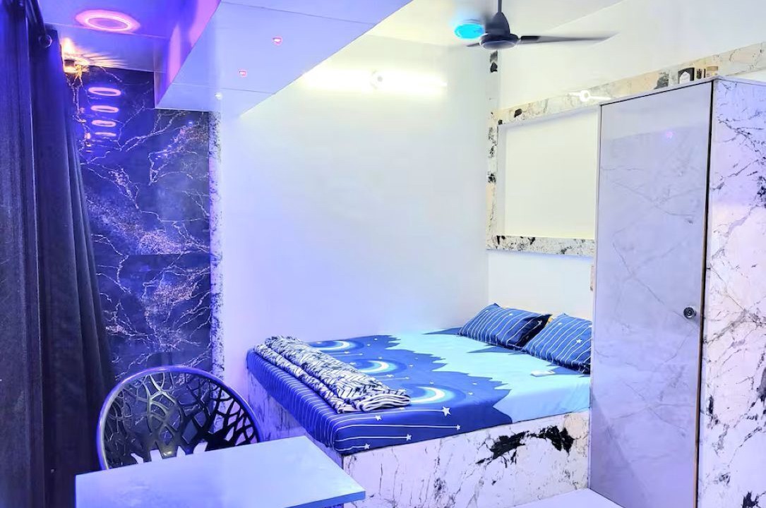 Photo of Bedroom in Aarey Colony