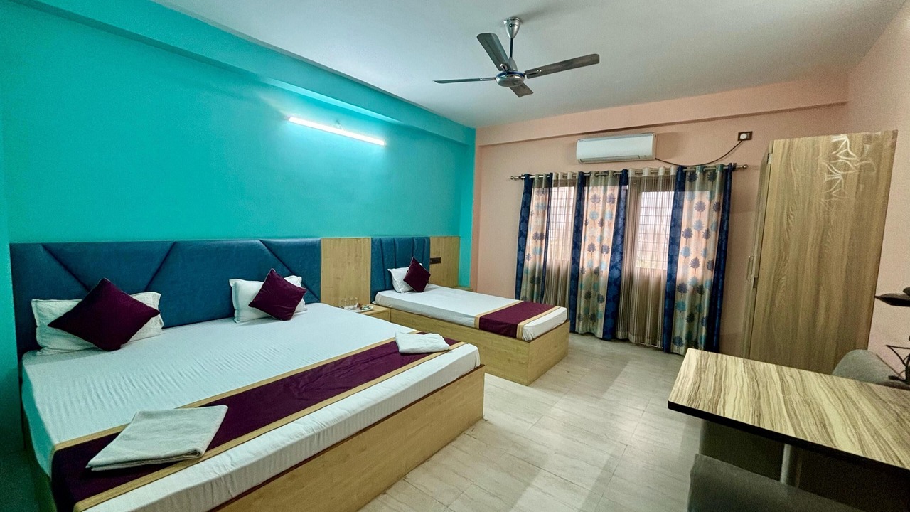 Photo of Bedroom in Sualkuchi