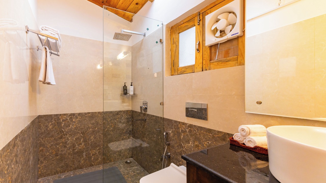 Photo of Bathroom in Kaul