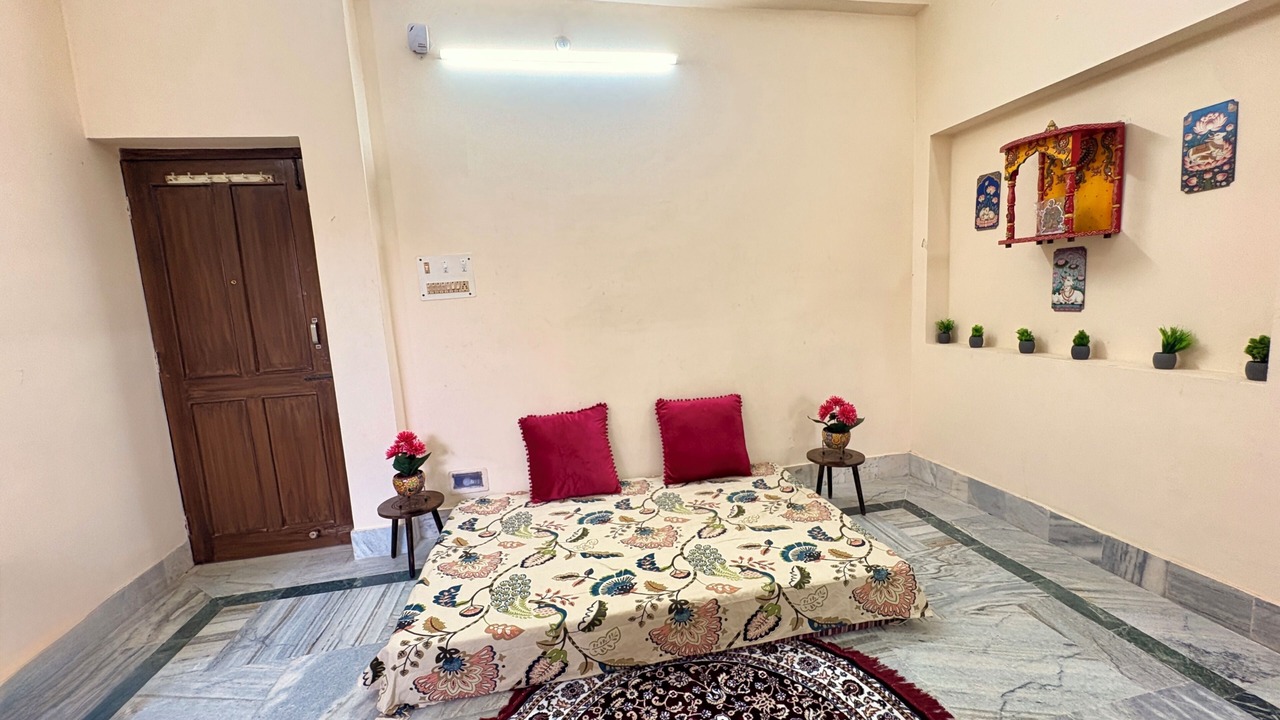 Photo of Bedroom in Vrindavan