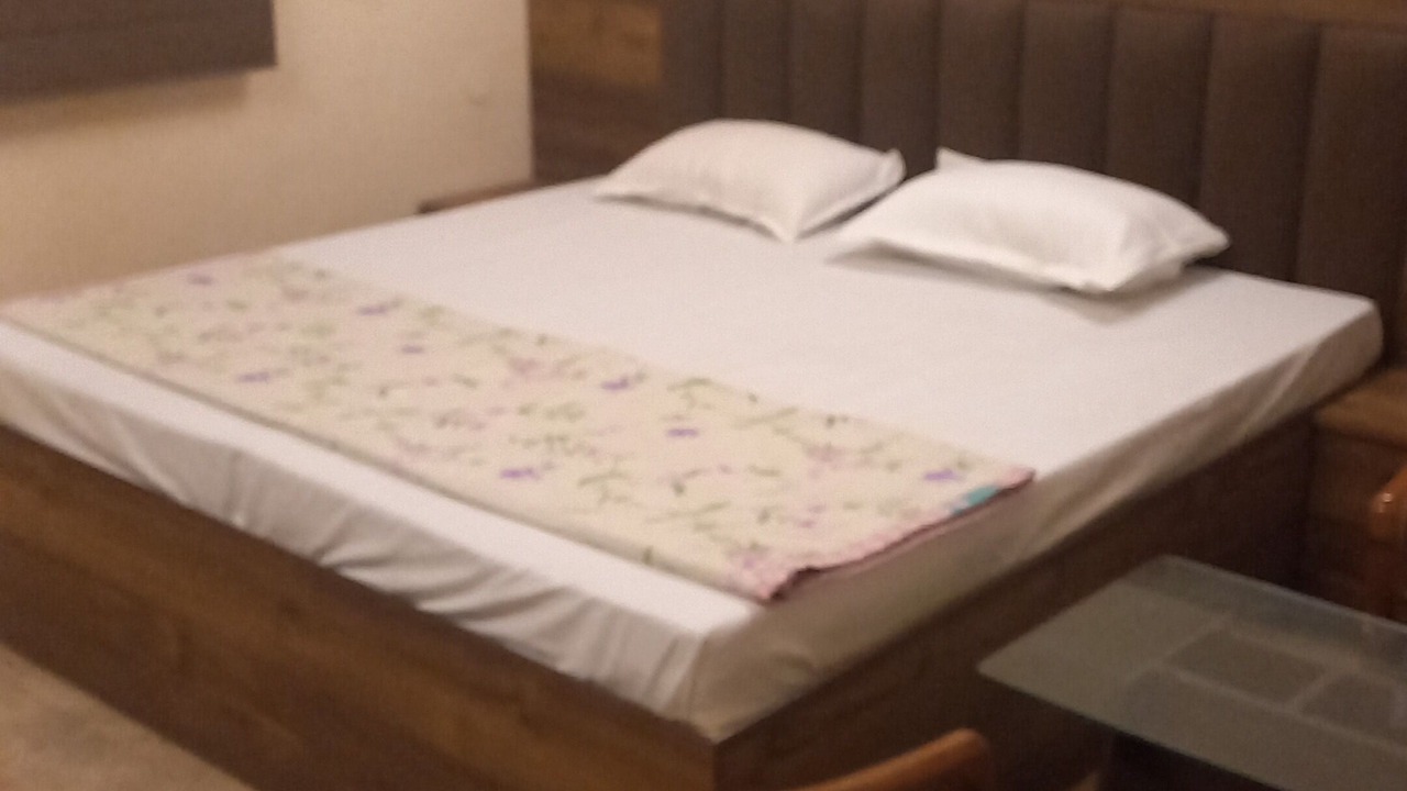 Photo of Bedroom in Mathura