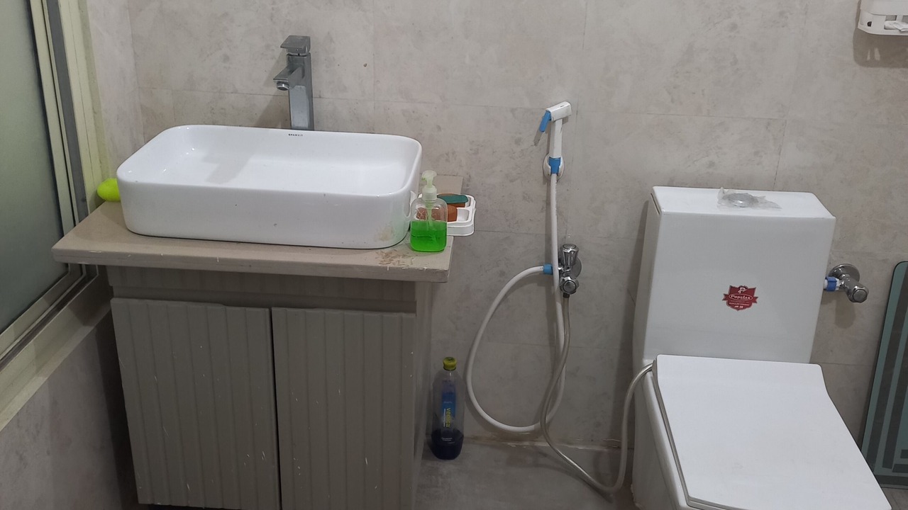 Photo of Bathroom in Mathura