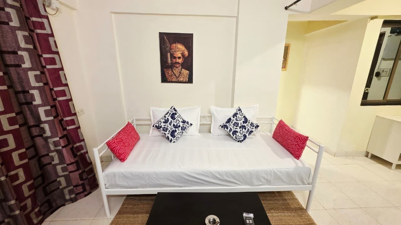 Photo of Bedroom in Dadar East