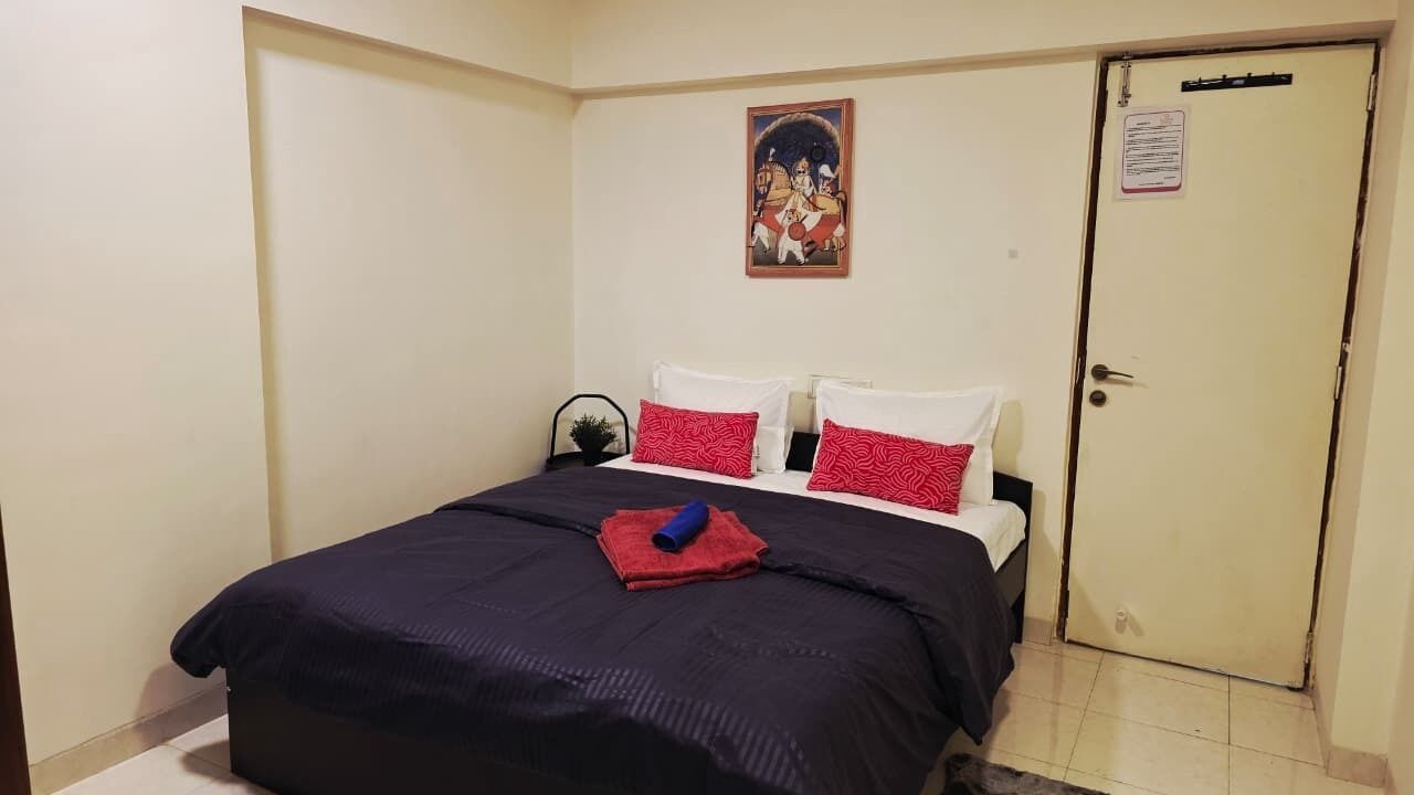 Photo of Bedroom in Dadar East