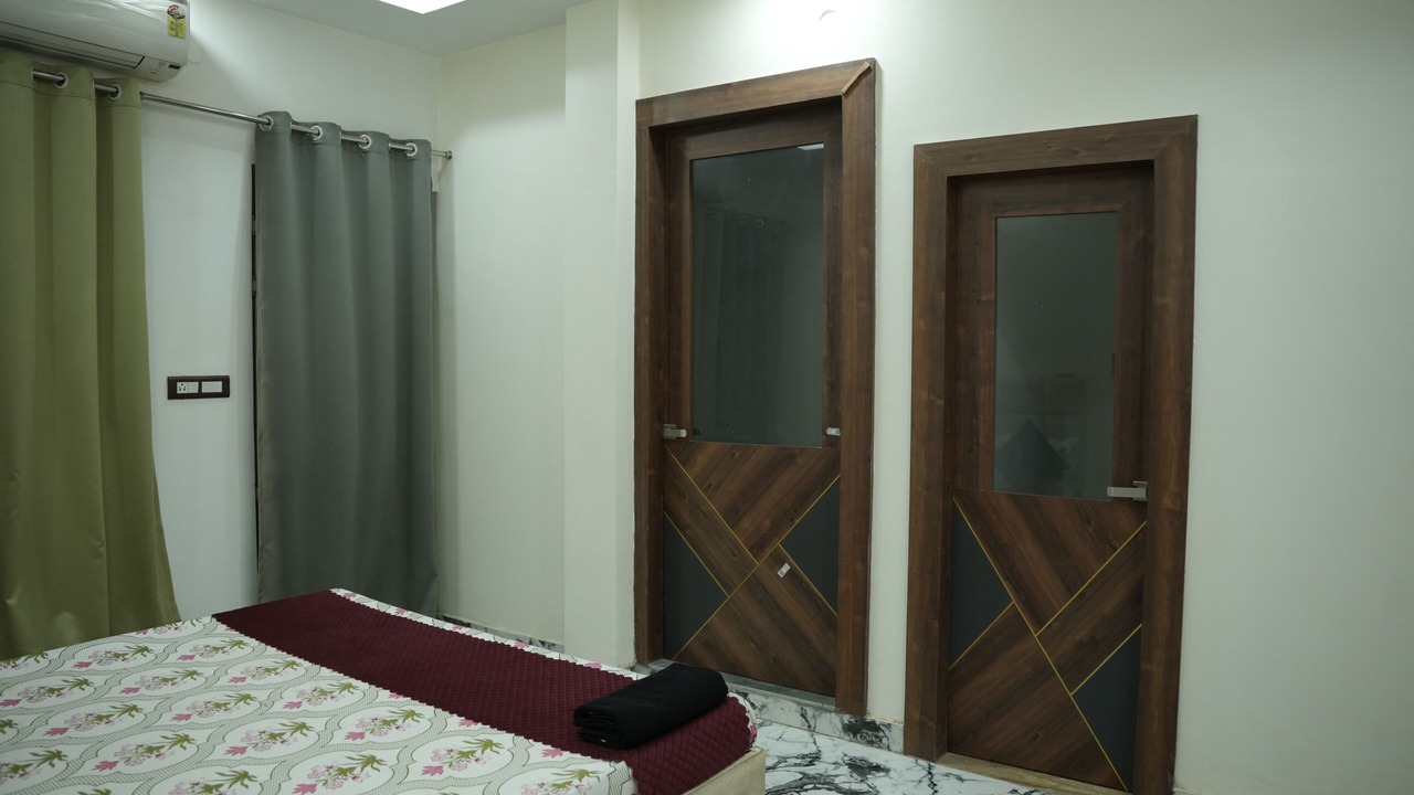 Photo of Bedroom in Gomti Nagar