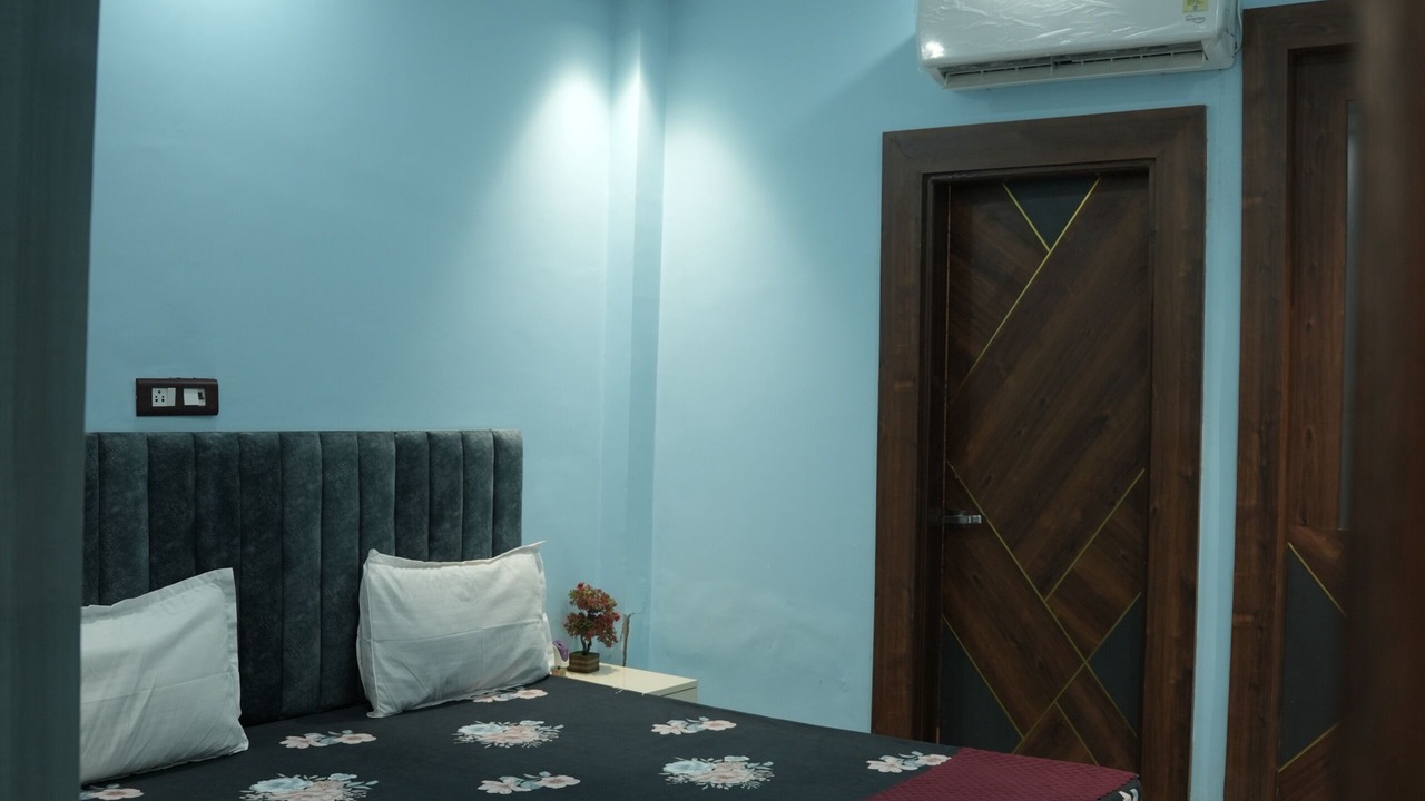 Photo of Bedroom in Gomti Nagar