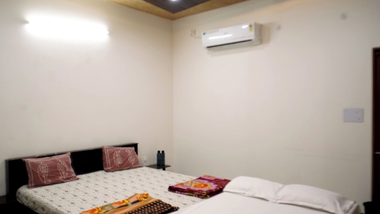Photo of Bedroom in Agra