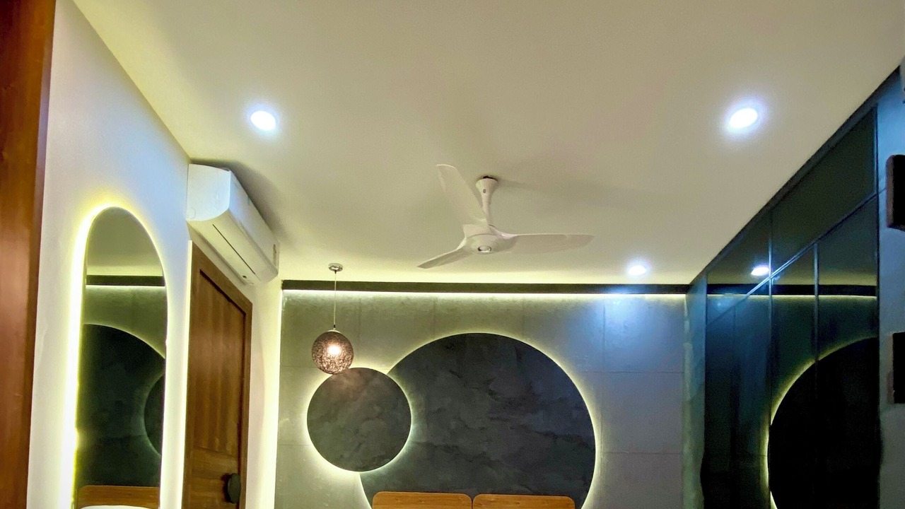Photo of Bedroom in Karol Bagh