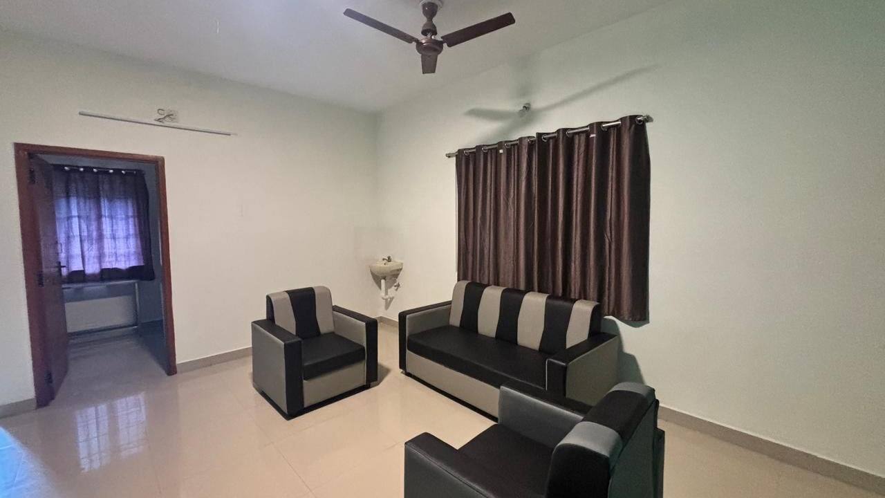Photo of Livingroom in Yercaud