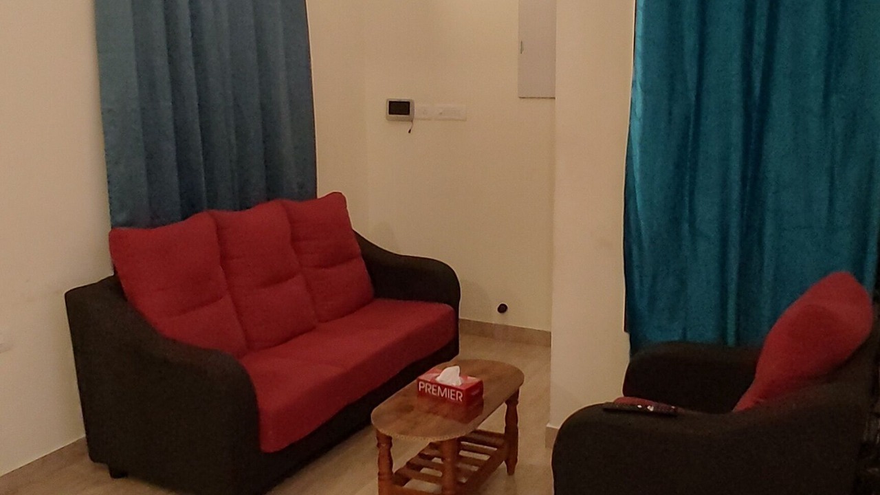 Photo of Livingroom in Vadanemelli